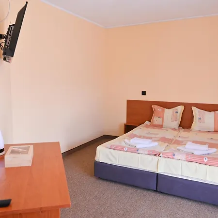 Guest house кирицова къща